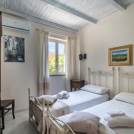 San Nikola House Апартаменти Ольбія